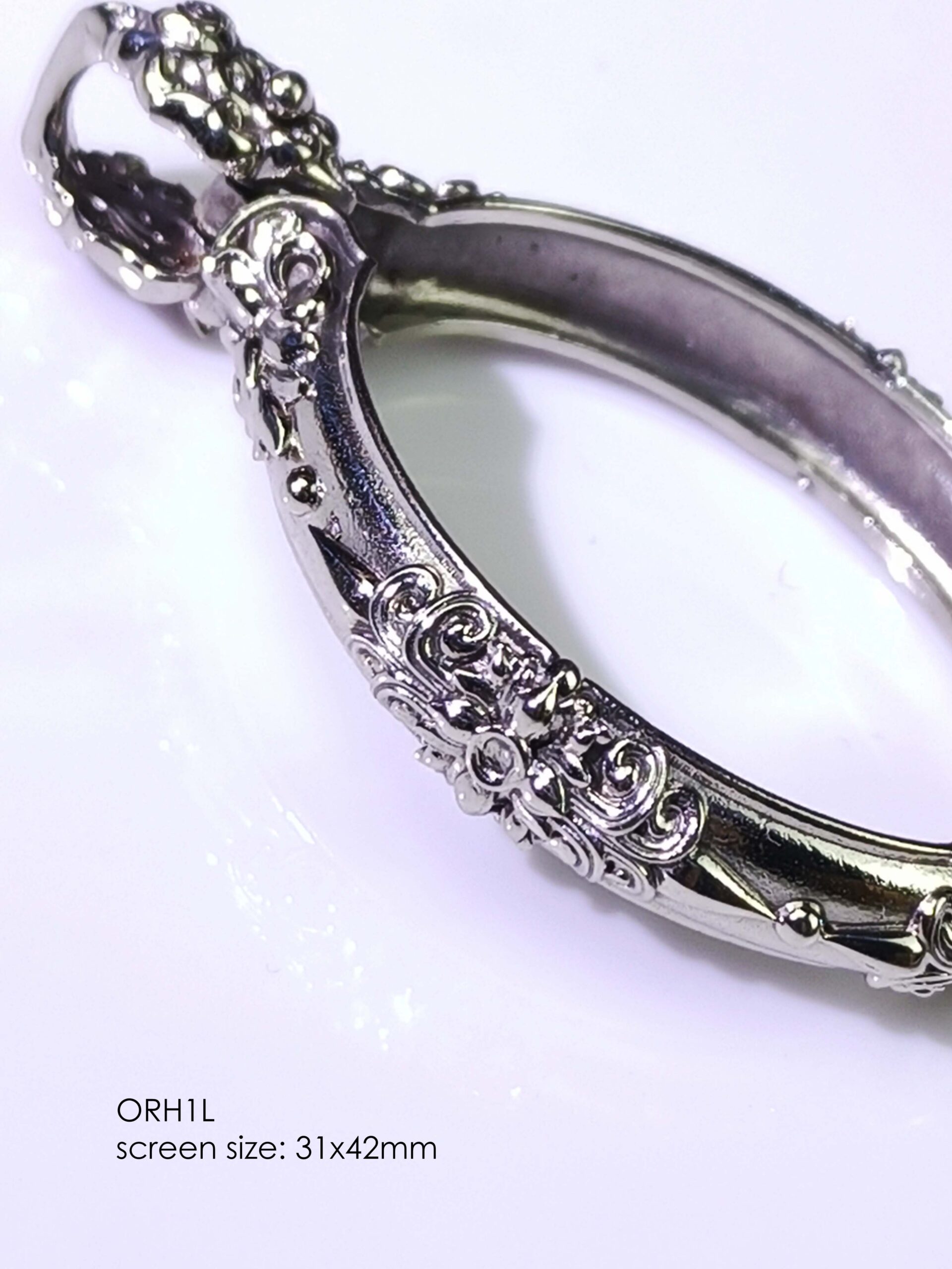 ORH1LWhitebrass Orahan1L Oval amulet casing 31x42mm - Image 6
