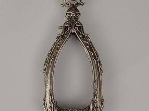 WES1Whitebrass Wessuwan amulet casing 23x43mm