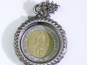 1RND10Whitebrass round amulet casing inner diameter 26mm