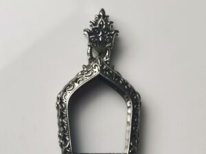 KPNSWhitebrass Khun Paen Small amulet casing 20x27mm