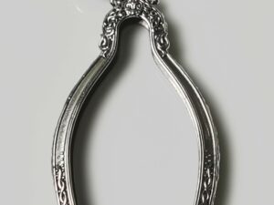 CSUA2Whitebrass Chao Sua amulet casing 24x41mm