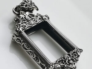 KMKAOWhitebrass Phra Kum Kao amulet casing inner size 19x27mm