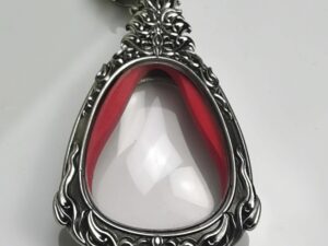 PIDTA3Whitebrass Phra Pidta jumbo amulet casing 31x38mm