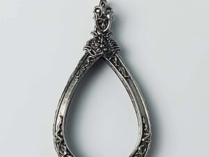 YDNM1Whitebrass Yodnam1 amulet casing 30x45mm