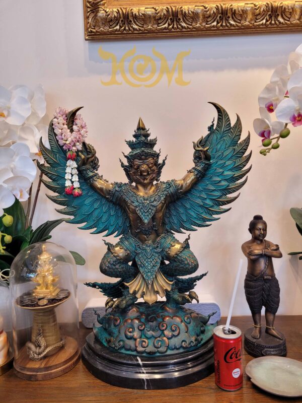 หมายเลข 67/108 พญาครุฑ องค์บูชา วัดแสงแก้วโพธิญาณ จ.เชียงราย พระครูบาอริยชาติ อริยจิตฺโต - Image 2
