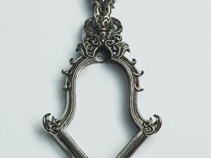 JMP5Whitebrass Jumpee Pim Yai Jumbo amulet casing screen inner size 29x46mm