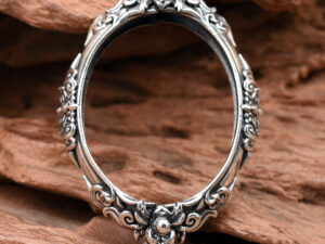 OVAL1Silver925 Oval amulet casing inner screen size 23x30mm