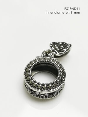 PS1RND11Whitebrass round amulet casing inner diameter 11mm