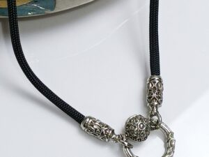 KOM Baiplu whitebrass rope necklace with Click-Lock Spring