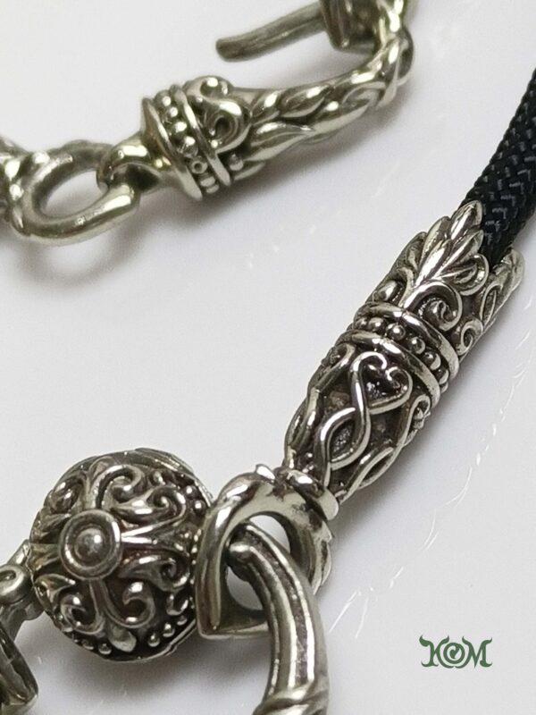 KOM Dahlia Whitebrass necklace with Click-Lock Spring for short wearing - Image 4