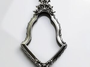 JMP4Whitebrass Jumpee Pim Yai amulet casing inner screen size 26x41mm