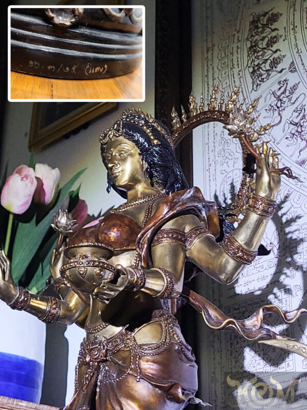 ประติมากรรม หายากและน่าสะสม มหาสุบรรณลักษมี (Maha Suvarna Lakshmi)หมายเลข ED.3/15(แดง)พ.ศ.2564 - Image 9