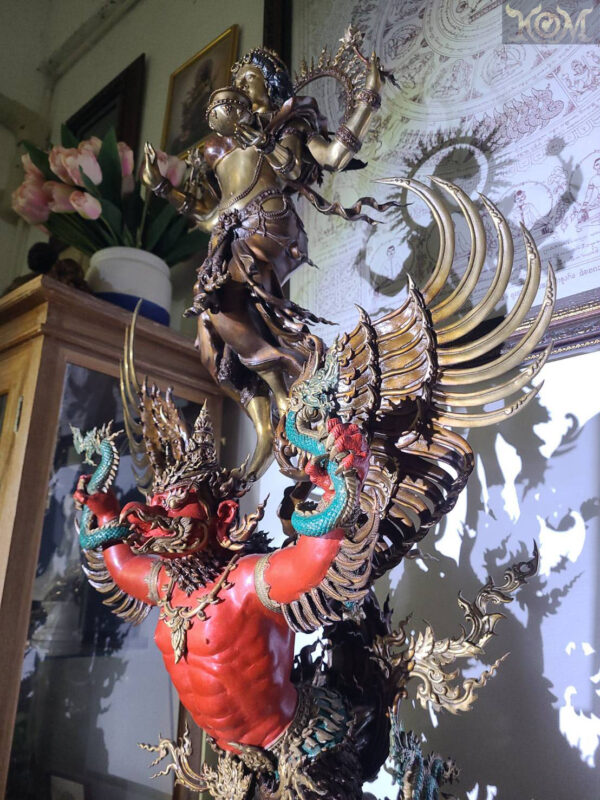 ประติมากรรม หายากและน่าสะสม มหาสุบรรณลักษมี (Maha Suvarna Lakshmi)หมายเลข ED.3/15(แดง)พ.ศ.2564 - Image 4