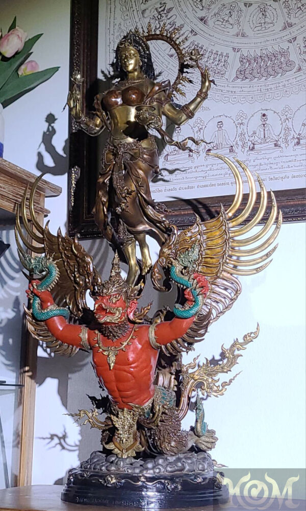 ประติมากรรม หายากและน่าสะสม มหาสุบรรณลักษมี (Maha Suvarna Lakshmi)หมายเลข ED.3/15(แดง)พ.ศ.2564 - Image 3