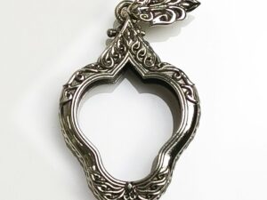 GAR8Whitebrass Garuda8 amulet casing 20x22mm