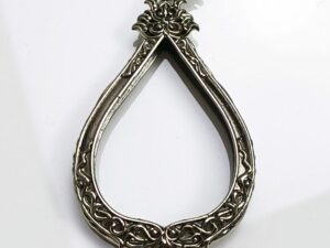 YDNM2Whitebrass Yodnam2 amulet casing 32x42mm