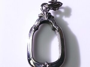 WES9Whitebrass Wessuwan amulet casing 16x25mm