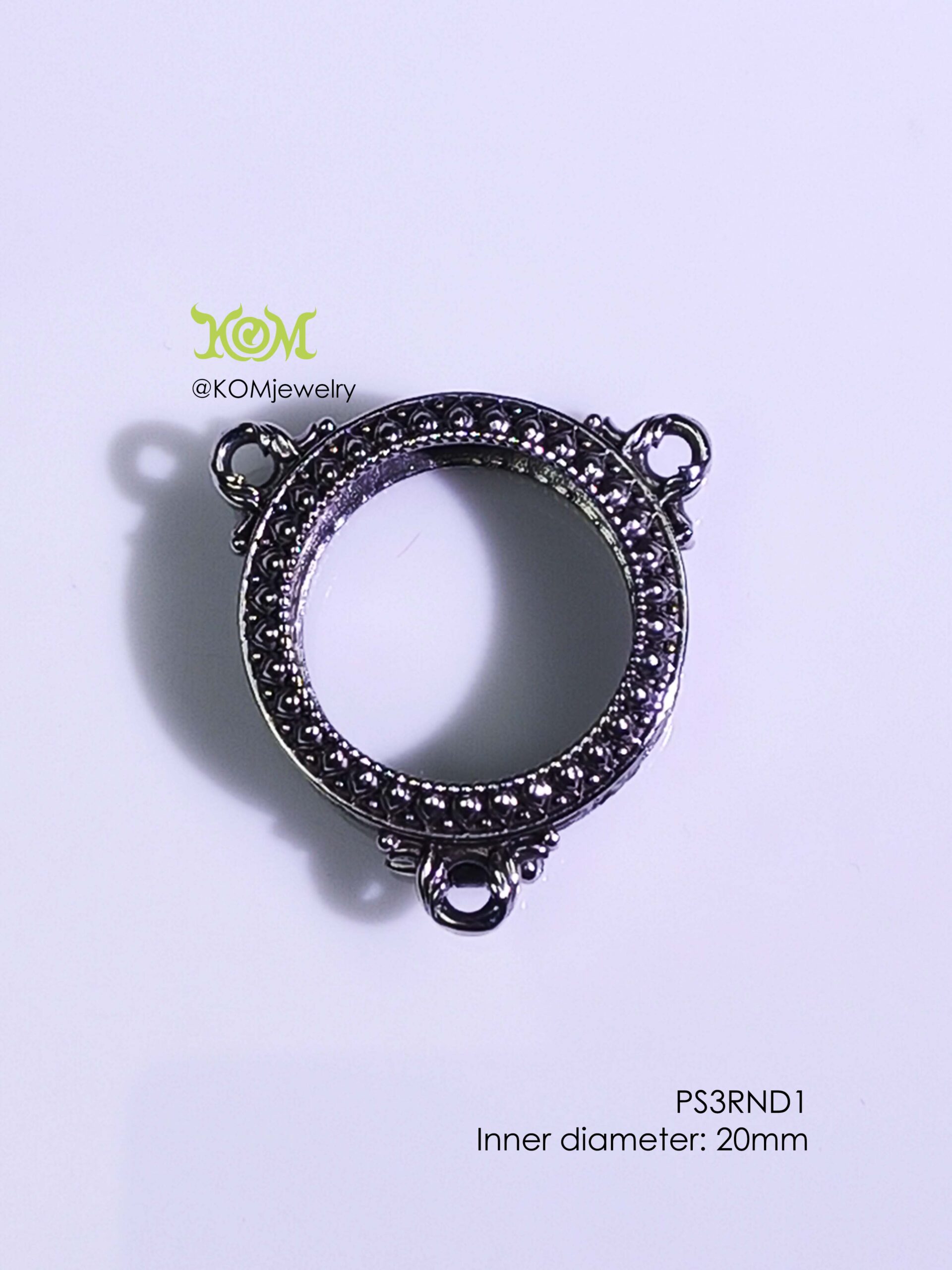 PS3RND1Whitebrass round amulet casing inner diameter 20mm