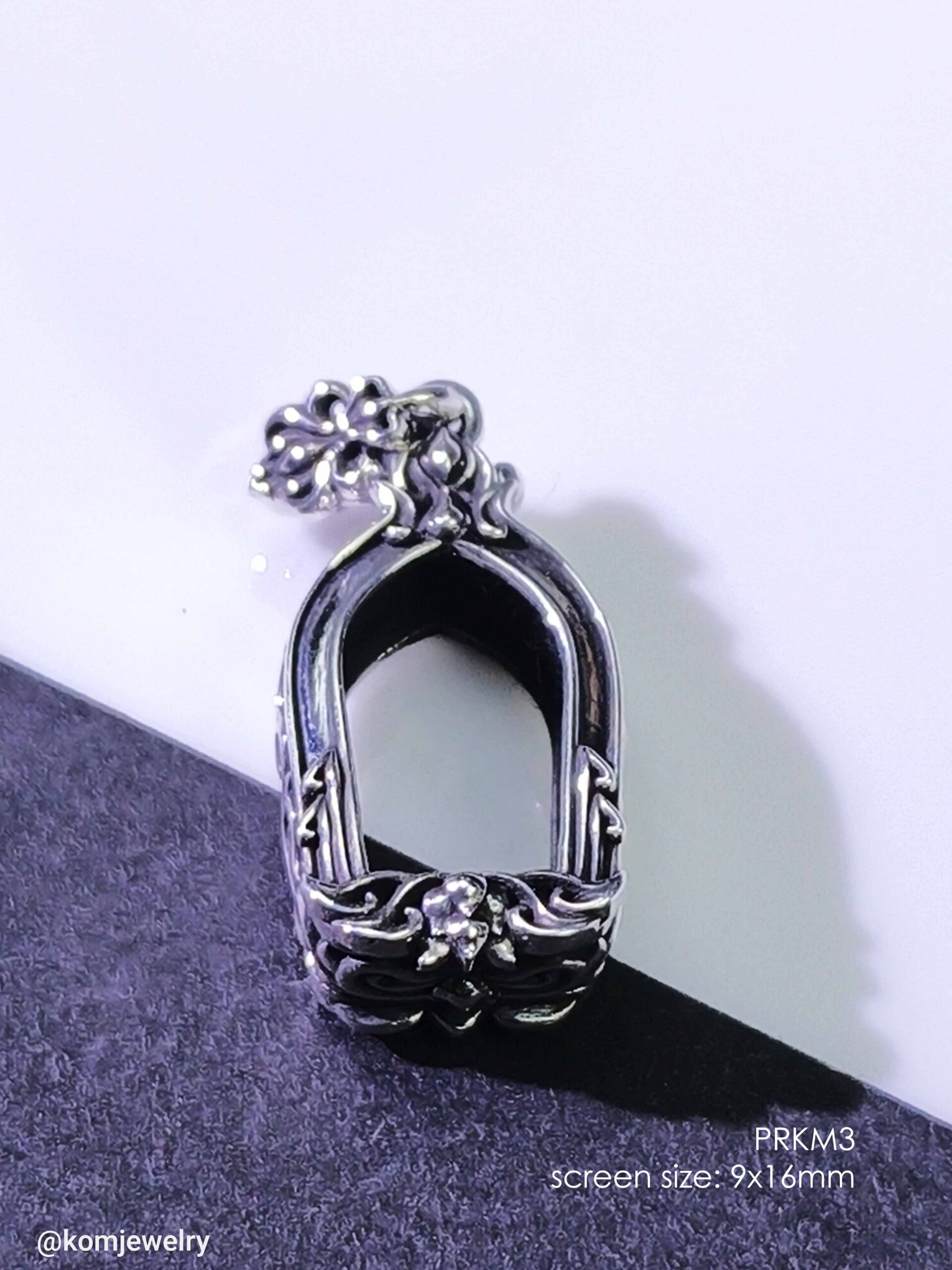 PRKM3Whitebrass Prok Makham amulet casing screen size 9x16mm - Image 9