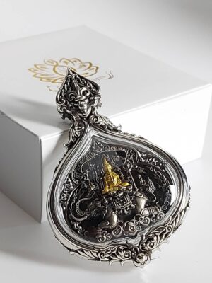 Thai Sacred Amulets & Collectibles